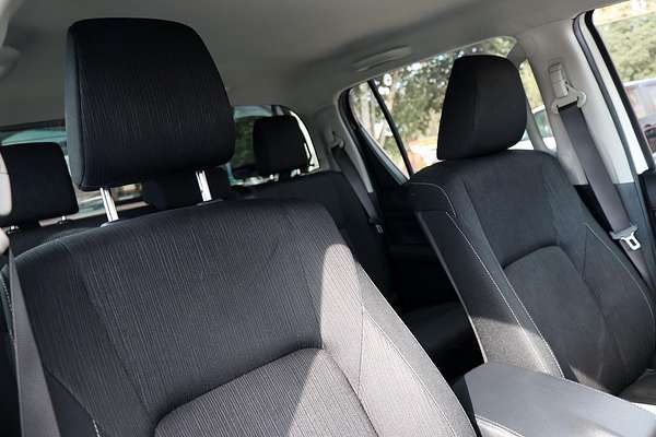 2019 Toyota Hilux SR GUN126R 4X4