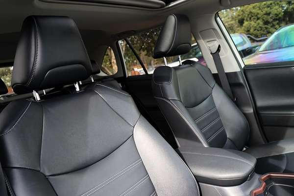 2020 Toyota RAV4 Cruiser AXAH54R
