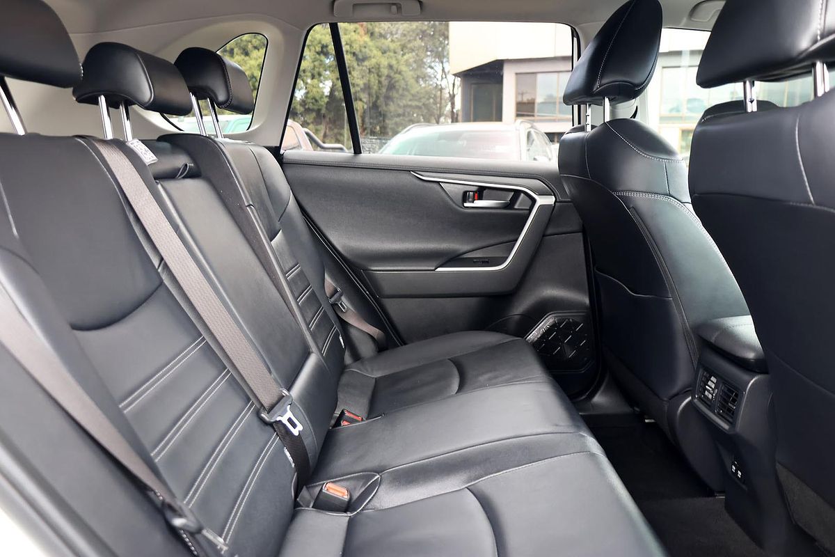 2020 Toyota RAV4 Cruiser AXAH54R