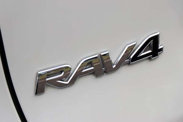 2020 Toyota RAV4 Cruiser AXAH54R