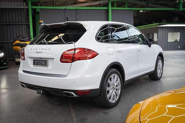 2014 Porsche Cayenne Diesel Platinum Edition 92A