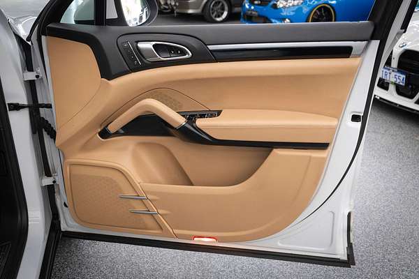 2014 Porsche Cayenne Diesel Platinum Edition 92A