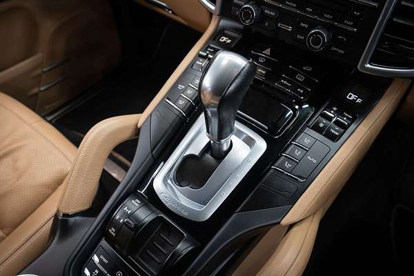 2014 Porsche Cayenne Diesel Platinum Edition 92A