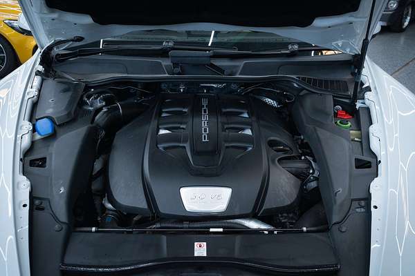 2014 Porsche Cayenne Diesel Platinum Edition 92A