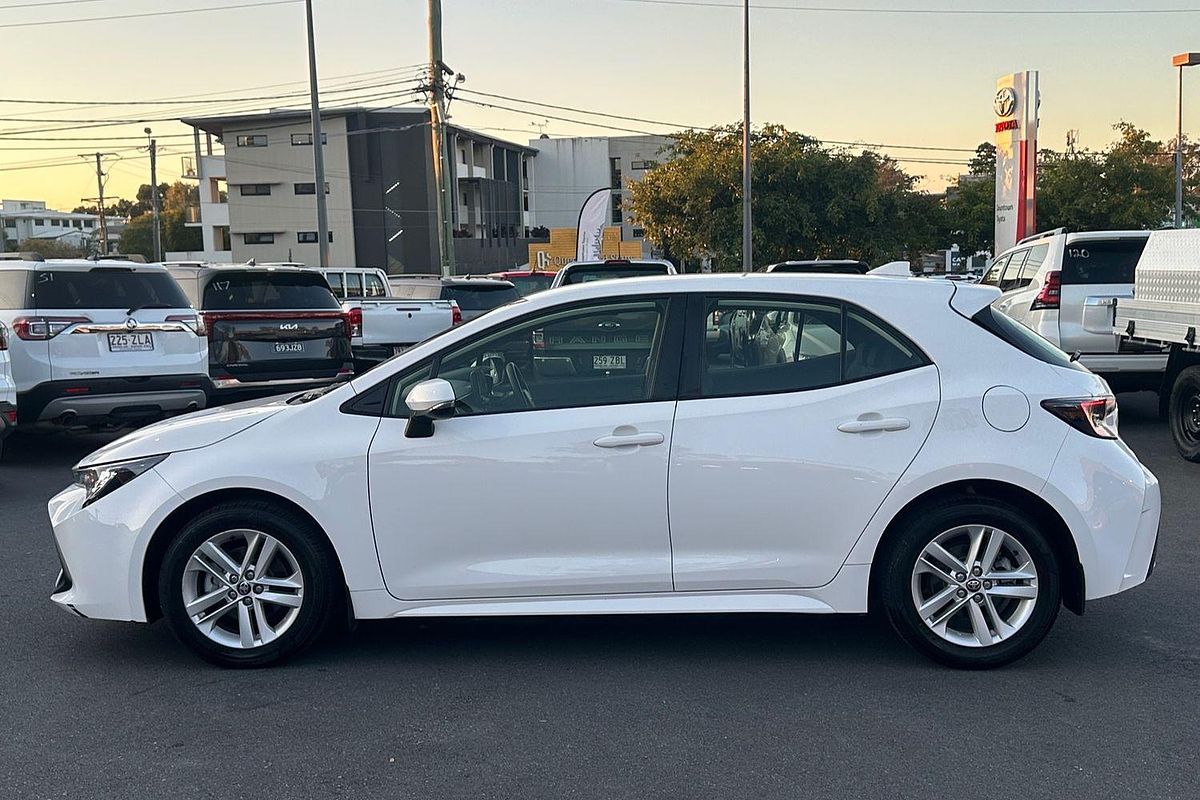 2019 Toyota Corolla Ascent Sport MZEA12R