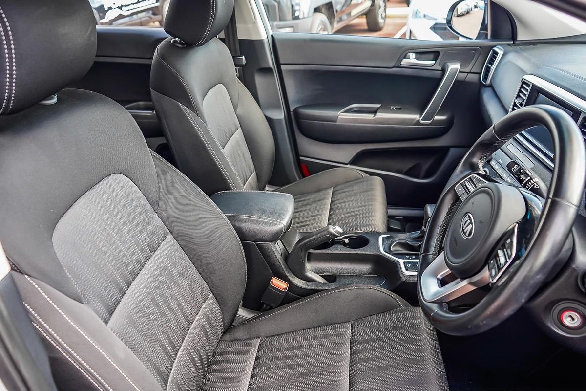 2020 Kia Sportage S QL