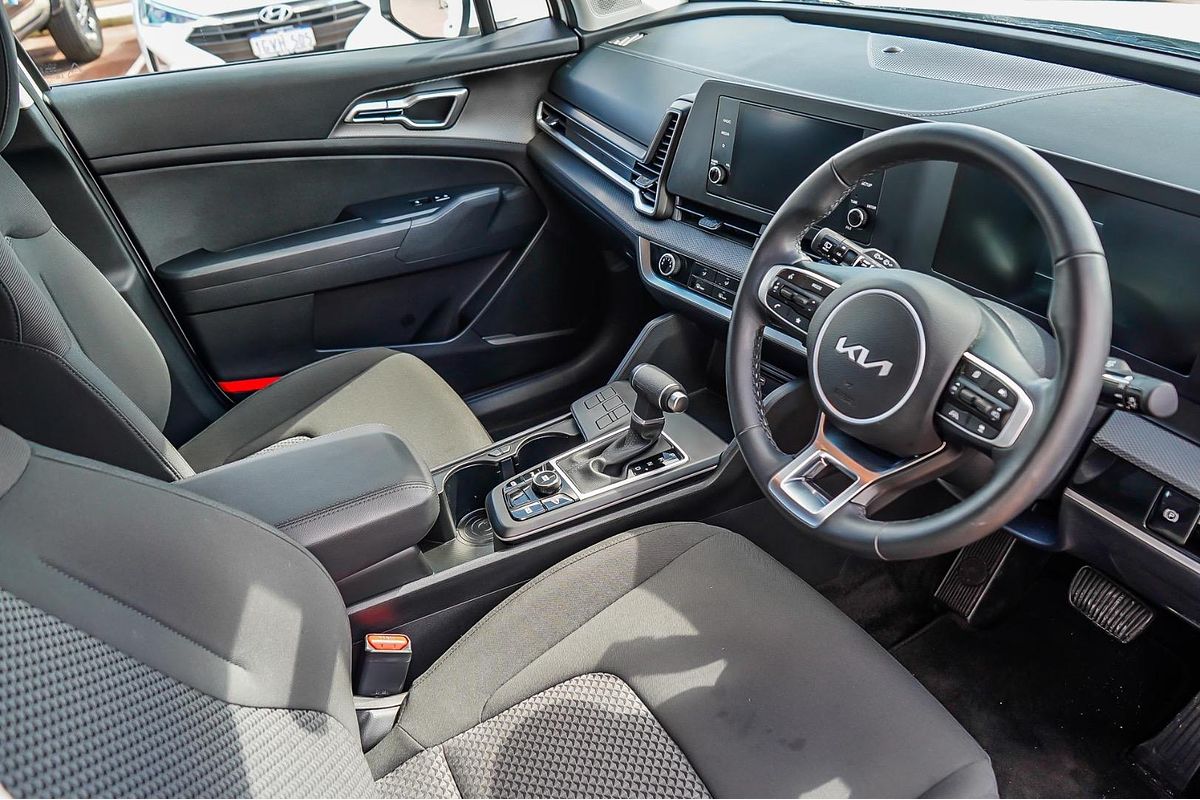 2024 Kia Sportage S NQ5