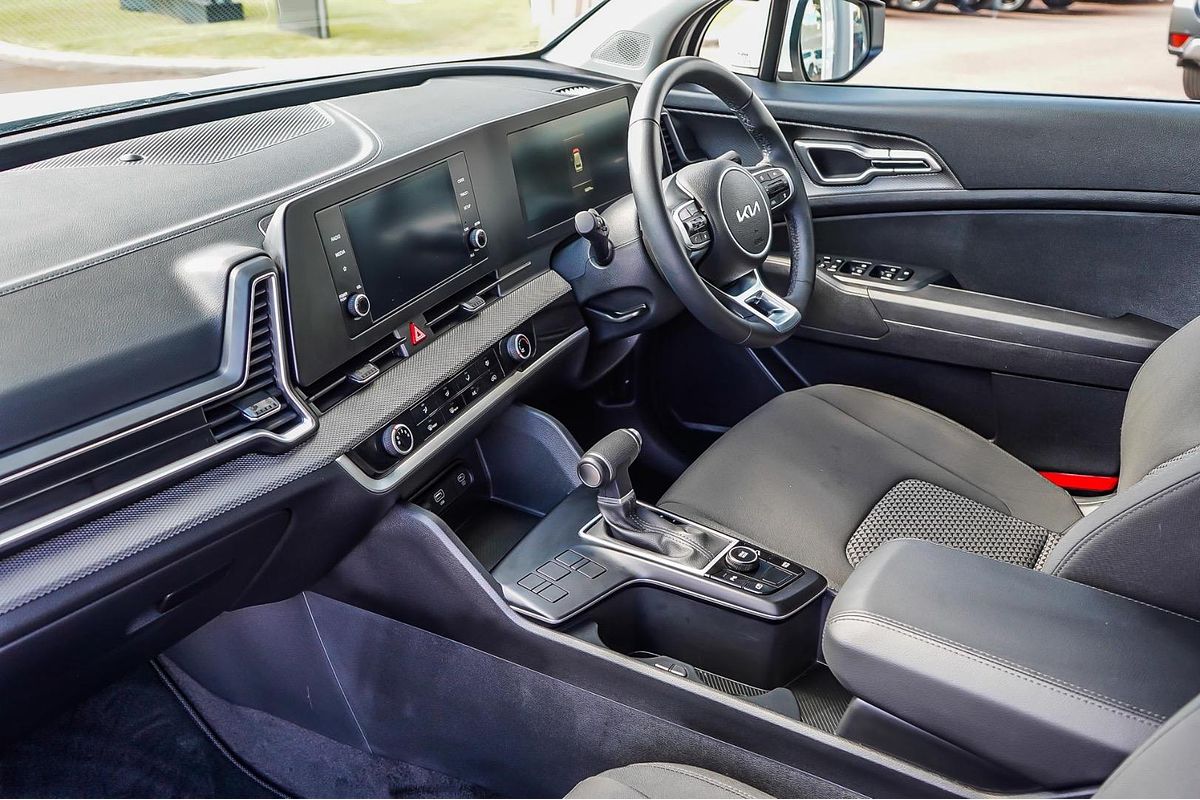 2024 Kia Sportage S NQ5