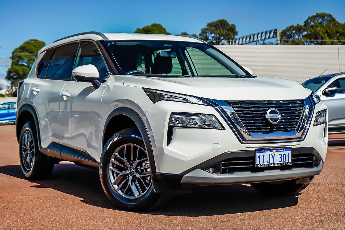 2024 Nissan X-TRAIL ST T33