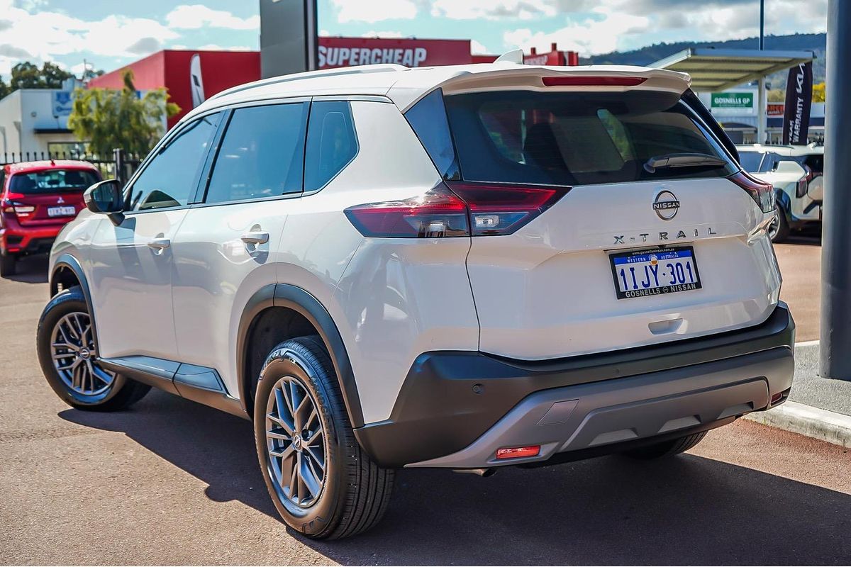 2024 Nissan X-TRAIL ST T33