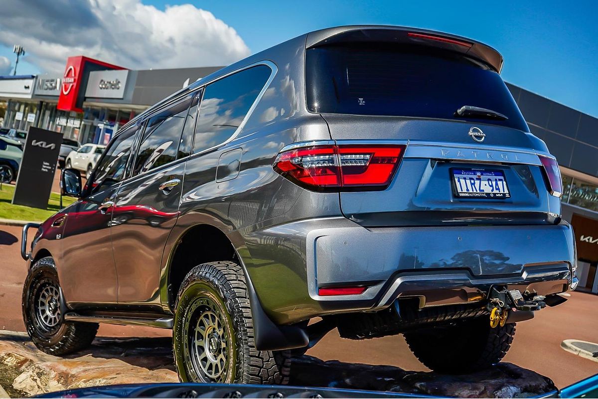 2022 Nissan Patrol Ti Y62