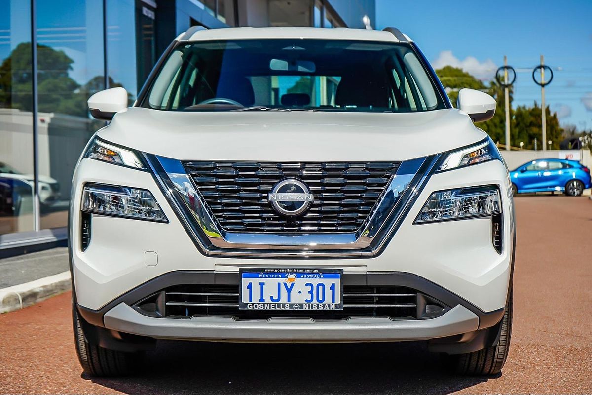 2024 Nissan X-TRAIL ST T33