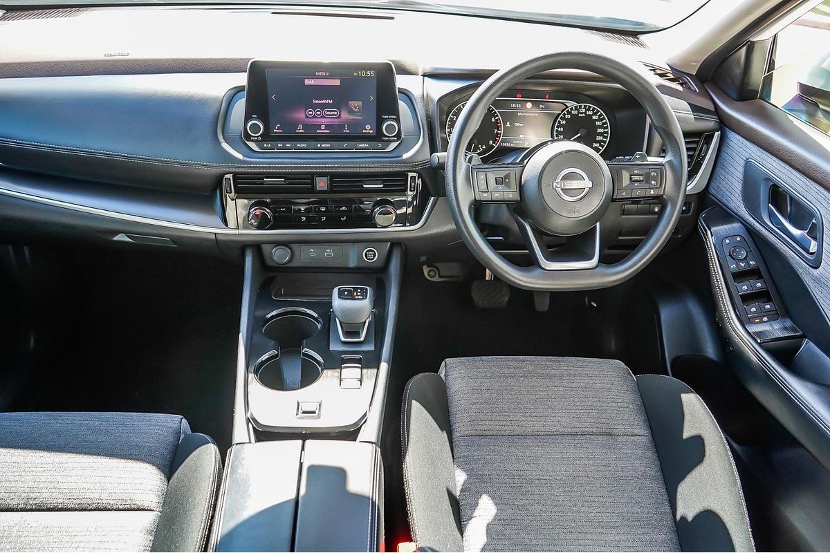 2024 Nissan X-TRAIL ST T33