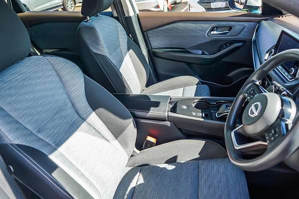 2024 Nissan X-TRAIL ST T33
