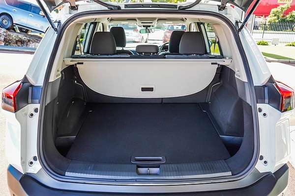 2024 Nissan X-TRAIL ST T33