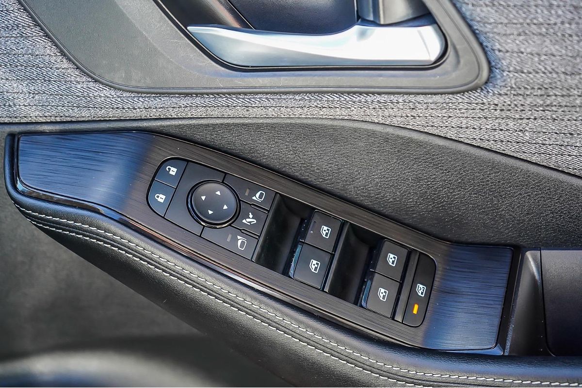 2024 Nissan X-TRAIL ST T33