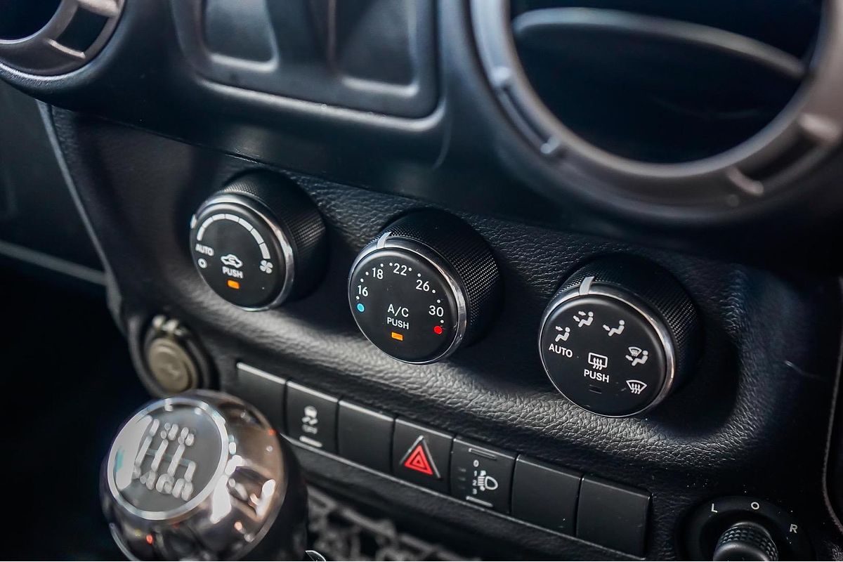 2013 Jeep Wrangler Sport JK