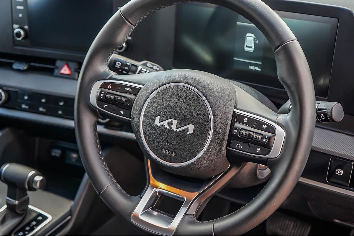 2024 Kia Sportage S NQ5