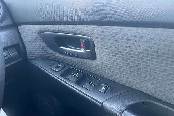 2005 Mazda 3 Maxx BK Series 1