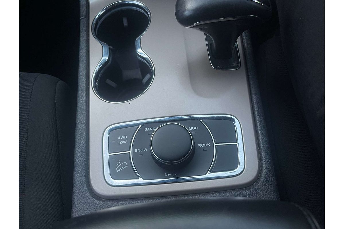 2013 Jeep Grand Cherokee Laredo WK