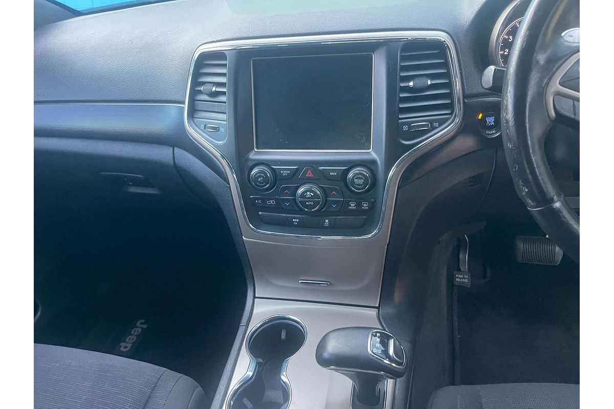 2013 Jeep Grand Cherokee Laredo WK
