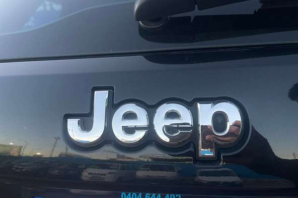 2013 Jeep Grand Cherokee Laredo WK