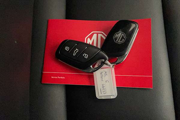 2023 MG MG5 Essence
