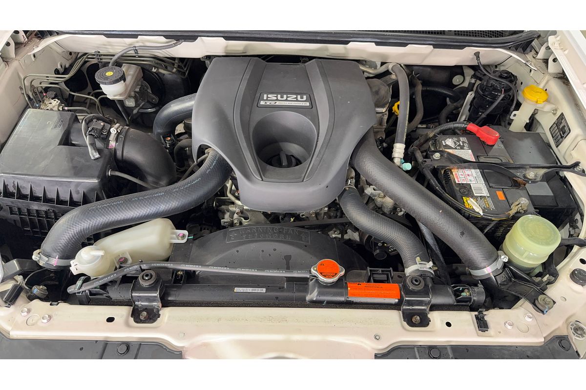 2016 Isuzu D-MAX SX High Ride Rear Wheel Drive