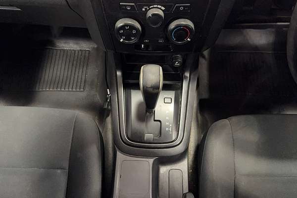 2016 Isuzu D-MAX SX High Ride Rear Wheel Drive