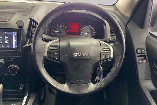 2016 Isuzu D-MAX SX High Ride Rear Wheel Drive