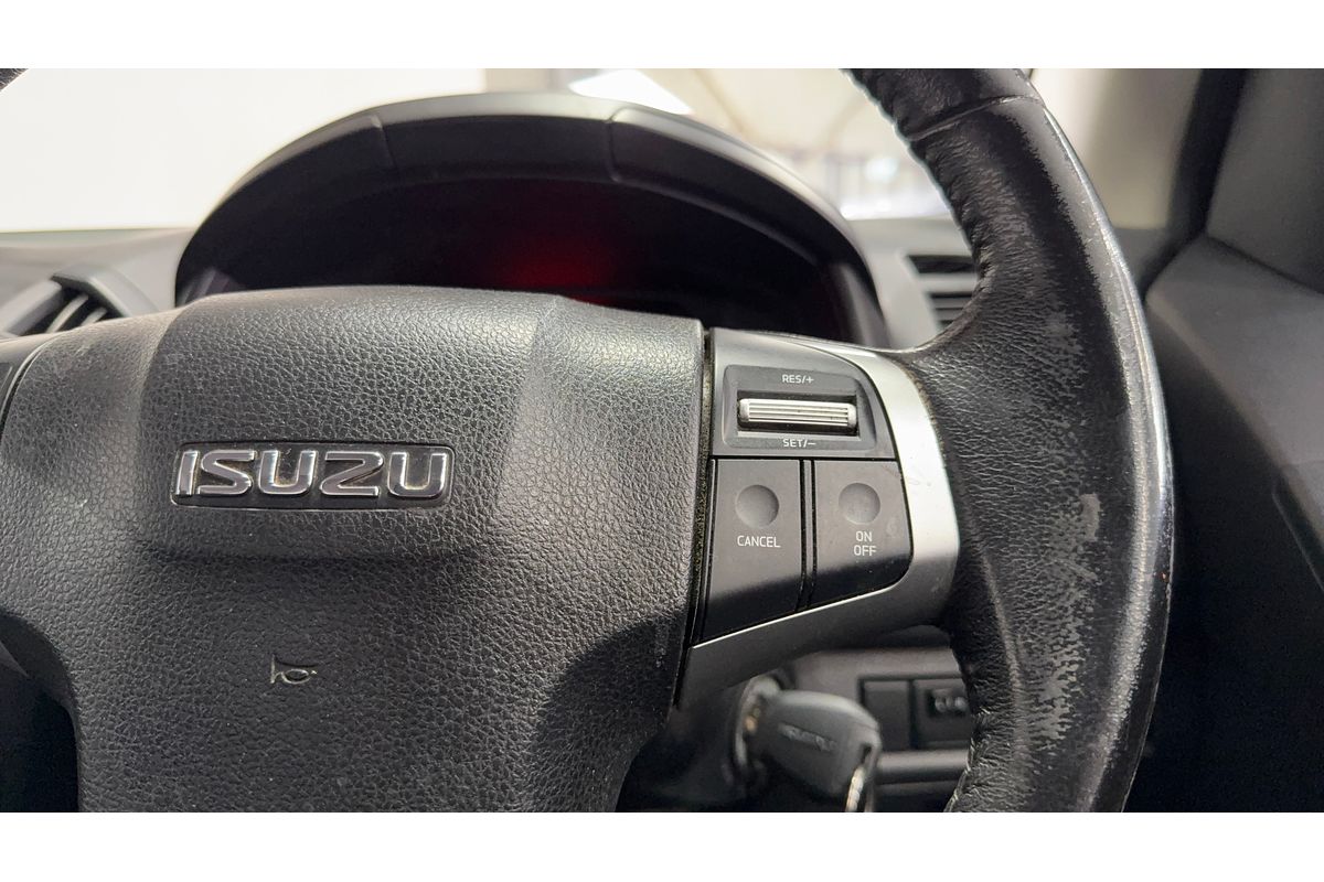 2016 Isuzu D-MAX SX High Ride Rear Wheel Drive
