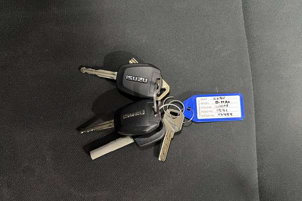 2016 Isuzu D-MAX SX High Ride Rear Wheel Drive