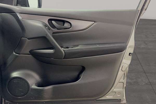 2016 Nissan QASHQAI ST J11