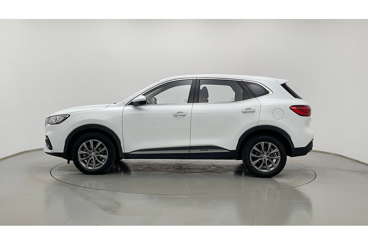 2022 MG HS Core SAS23