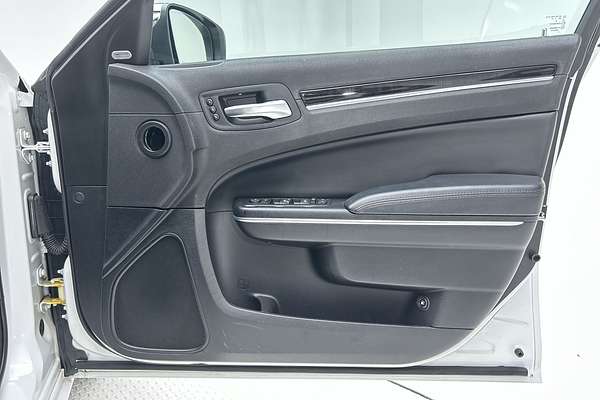 2015 Chrysler 300 C LX