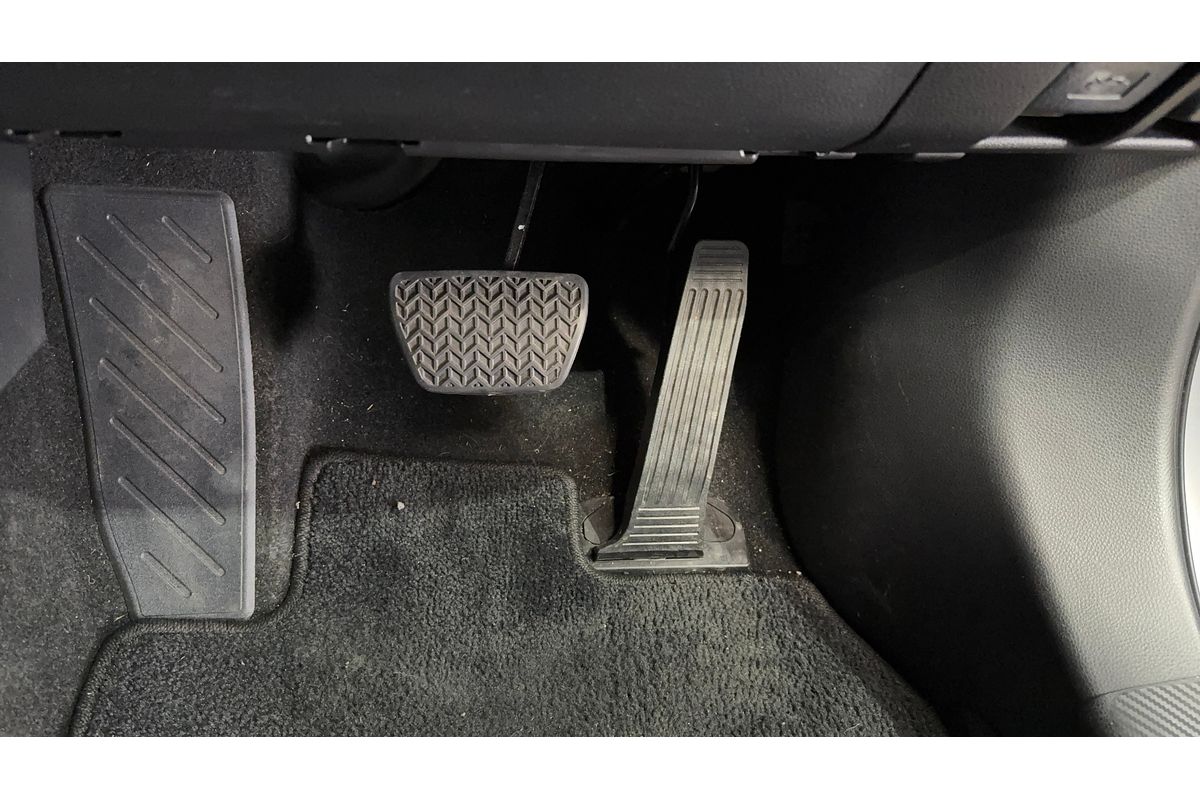 2023 Toyota RAV4 GXL MXAA52R
