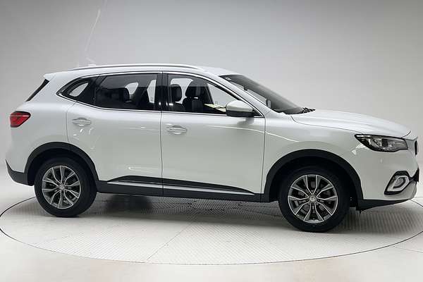 2022 MG HS Vibe SAS23