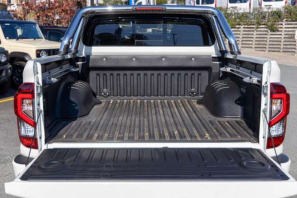 2024 Nissan Navara ST-X D23 4X4