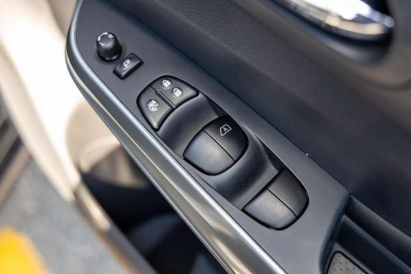 2024 Nissan Navara ST-X D23 4X4
