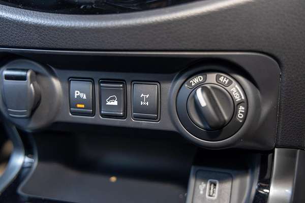 2024 Nissan Navara ST-X D23 4X4
