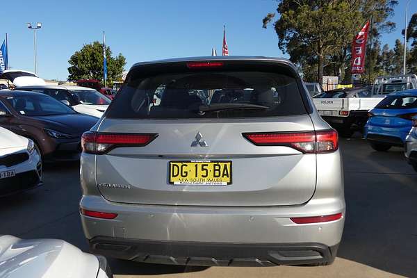 2023 Mitsubishi Outlander ES ZM