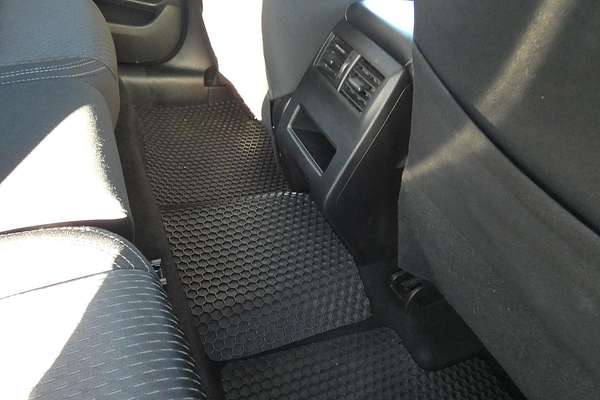 2023 Mitsubishi Outlander ES ZM