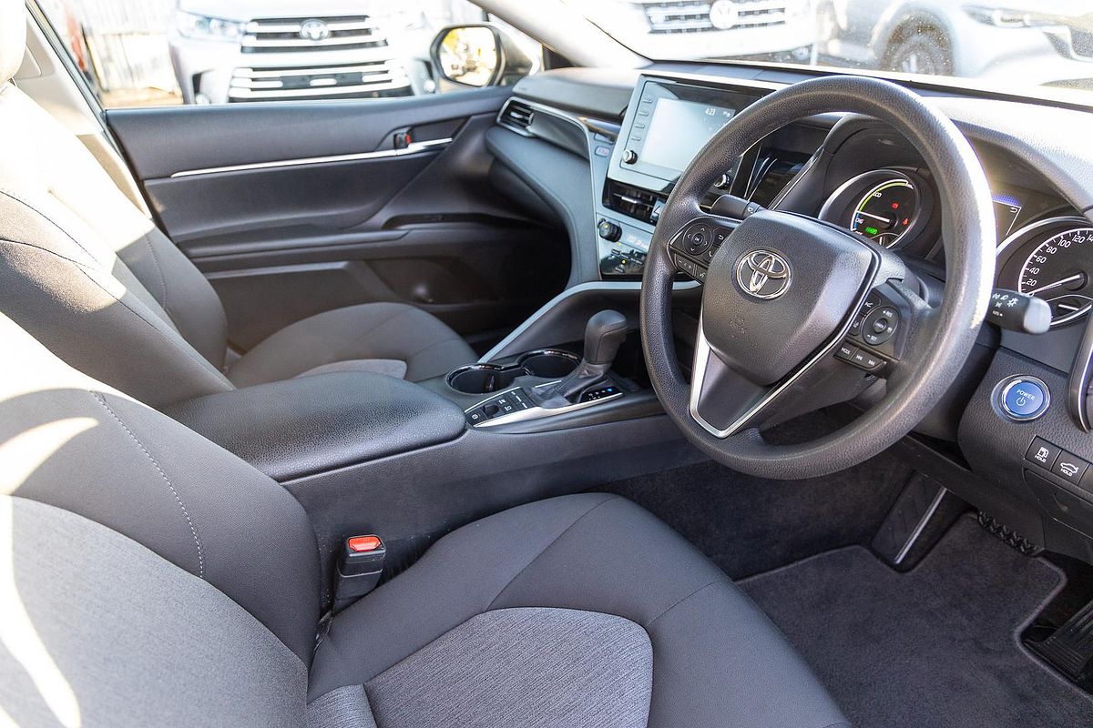 2024 Toyota Camry Ascent AXVH70R