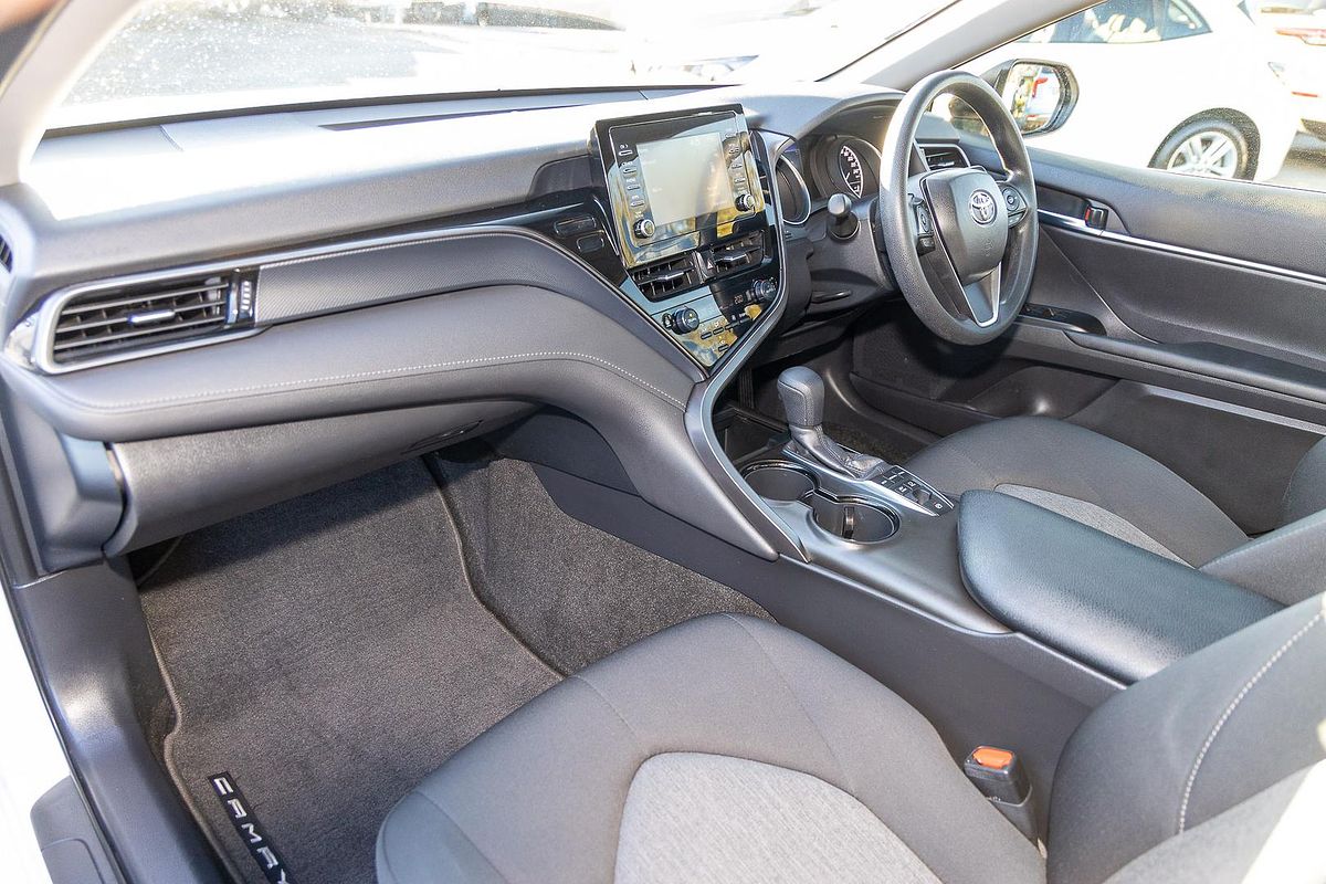 2024 Toyota Camry Ascent AXVH70R