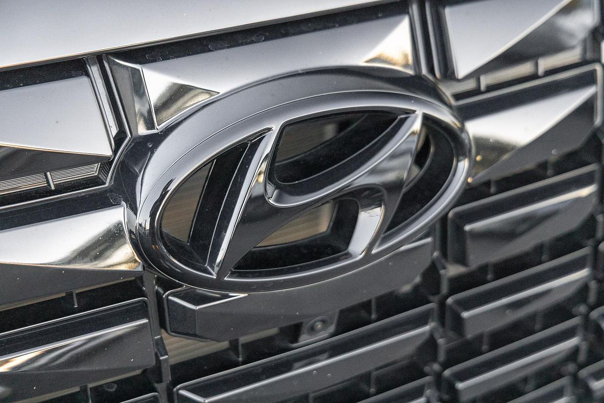 2024 Hyundai Palisade Calligraphy Black Ink LX2.V4