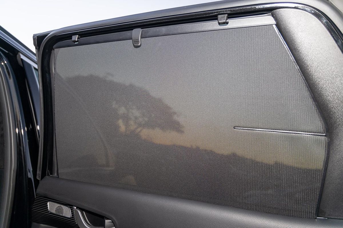 2024 Hyundai Palisade Calligraphy Black Ink LX2.V4