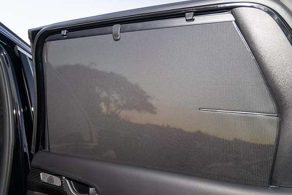 2024 Hyundai Palisade Calligraphy Black Ink LX2.V4