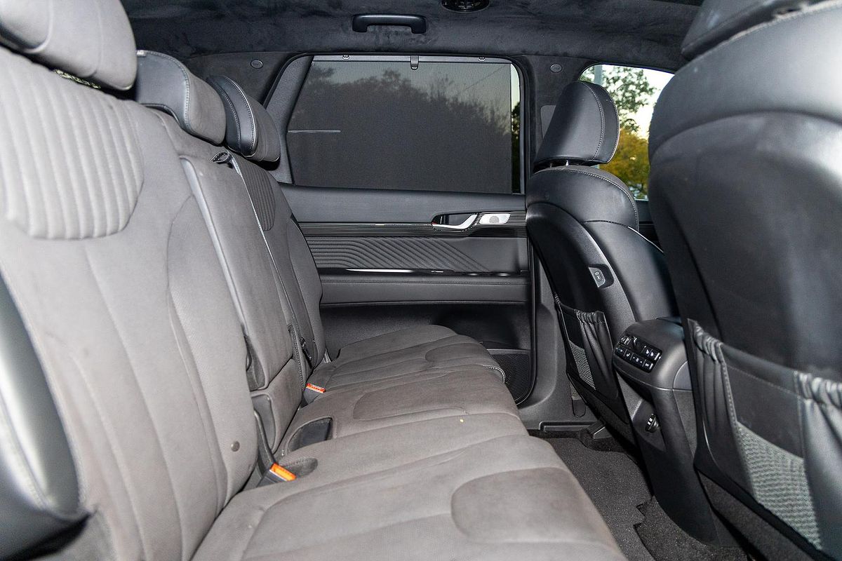 2024 Hyundai Palisade Calligraphy Black Ink LX2.V4