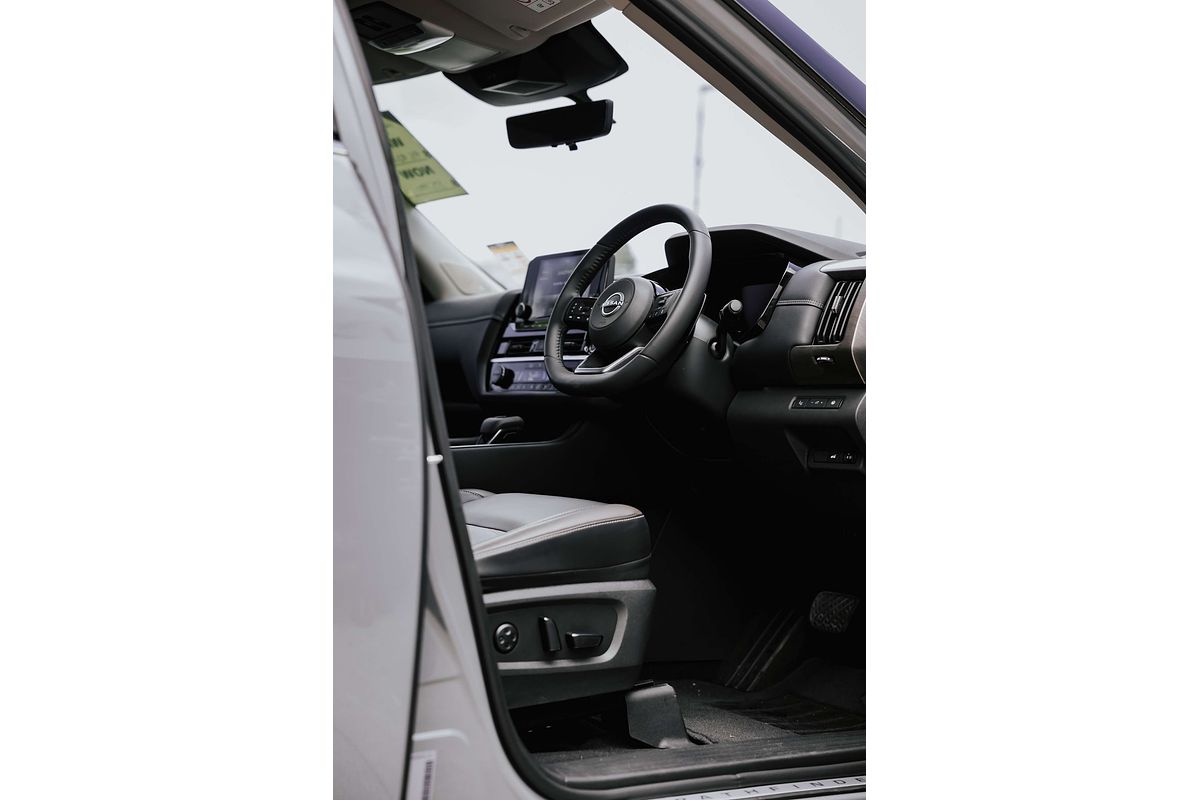 2024 Nissan Pathfinder Ti-L R53
