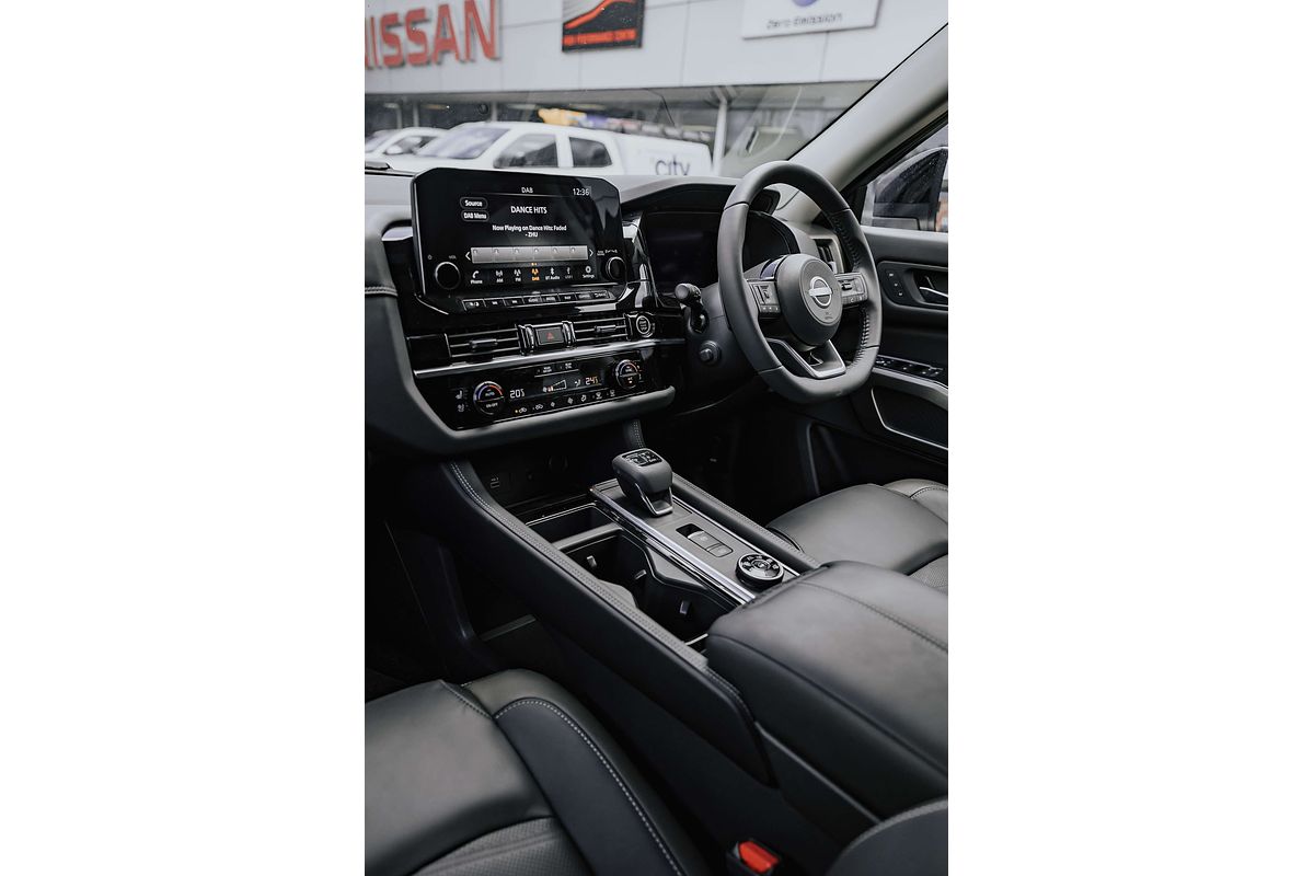 2024 Nissan Pathfinder Ti-L R53
